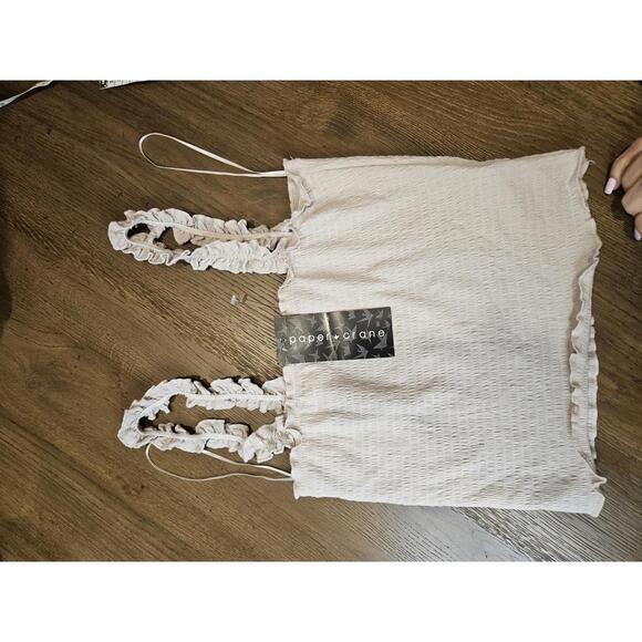 Nwt Paper Crane Ruffled Strap Crop Top in Cream 1057 - Picture 4 of 5